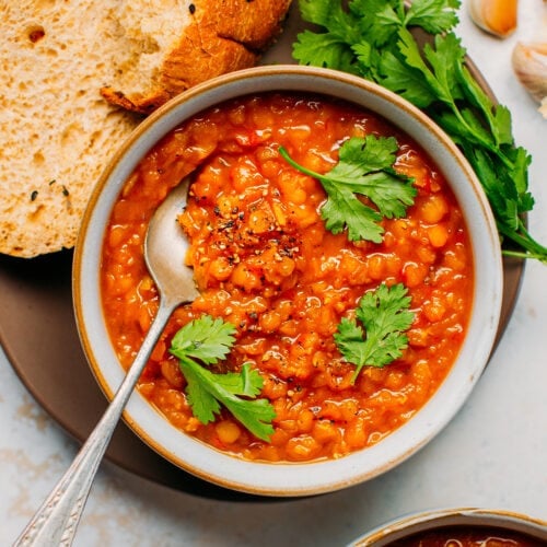 1-Pot Sweet & Sour Red Lentil Soup