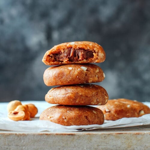 No-Bake Chocolate Hazelnut Butter Cookies (aka Nutella Bombs!)