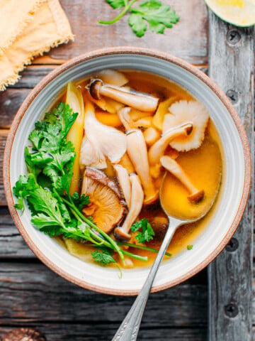 Healing Lemongrass & Mushroom Broth