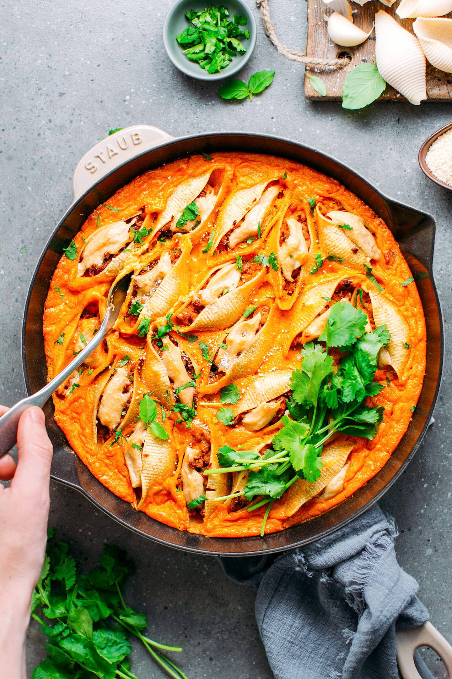 Vegan Tempeh Stuffed Buffalo Shells